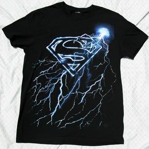 Superman lightning bolt Tee